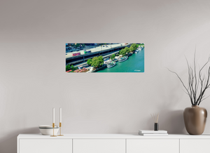 Chicago River — Architecture Cruises at the Dock