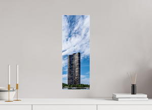 Lake Point Tower, Chicago — Clover-Form Modernism on the Lakefront