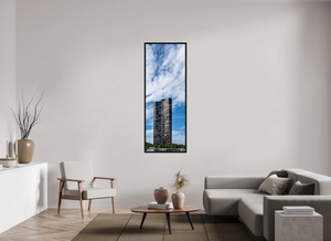 Lake Point Tower, Chicago — Clover-Form Modernism on the Lakefront